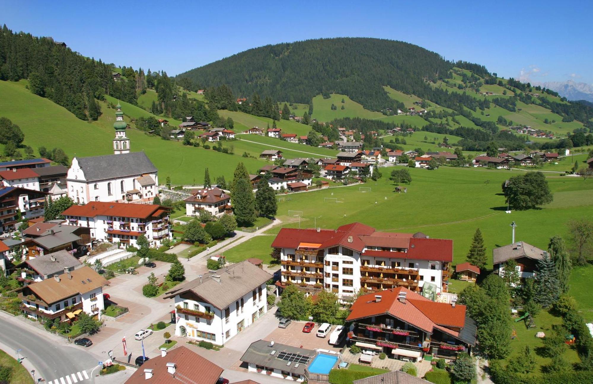 Landhotel Tirolerhof - Mai Bis Mitte Juni Kein Saunabetrieb Oberau Exterior foto